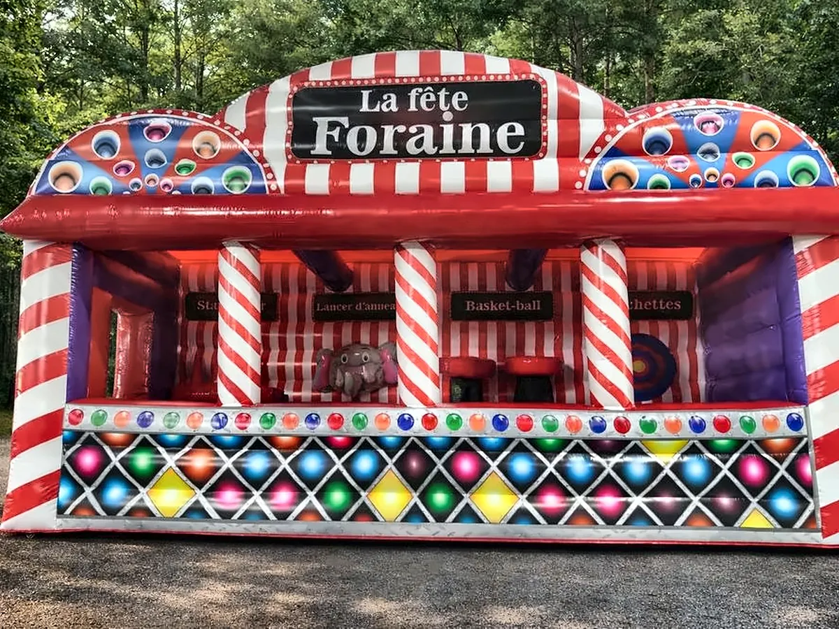 Chapiteau 4 en 1 – location jeux sportifs et défis en Île-de-France, France Gonflable